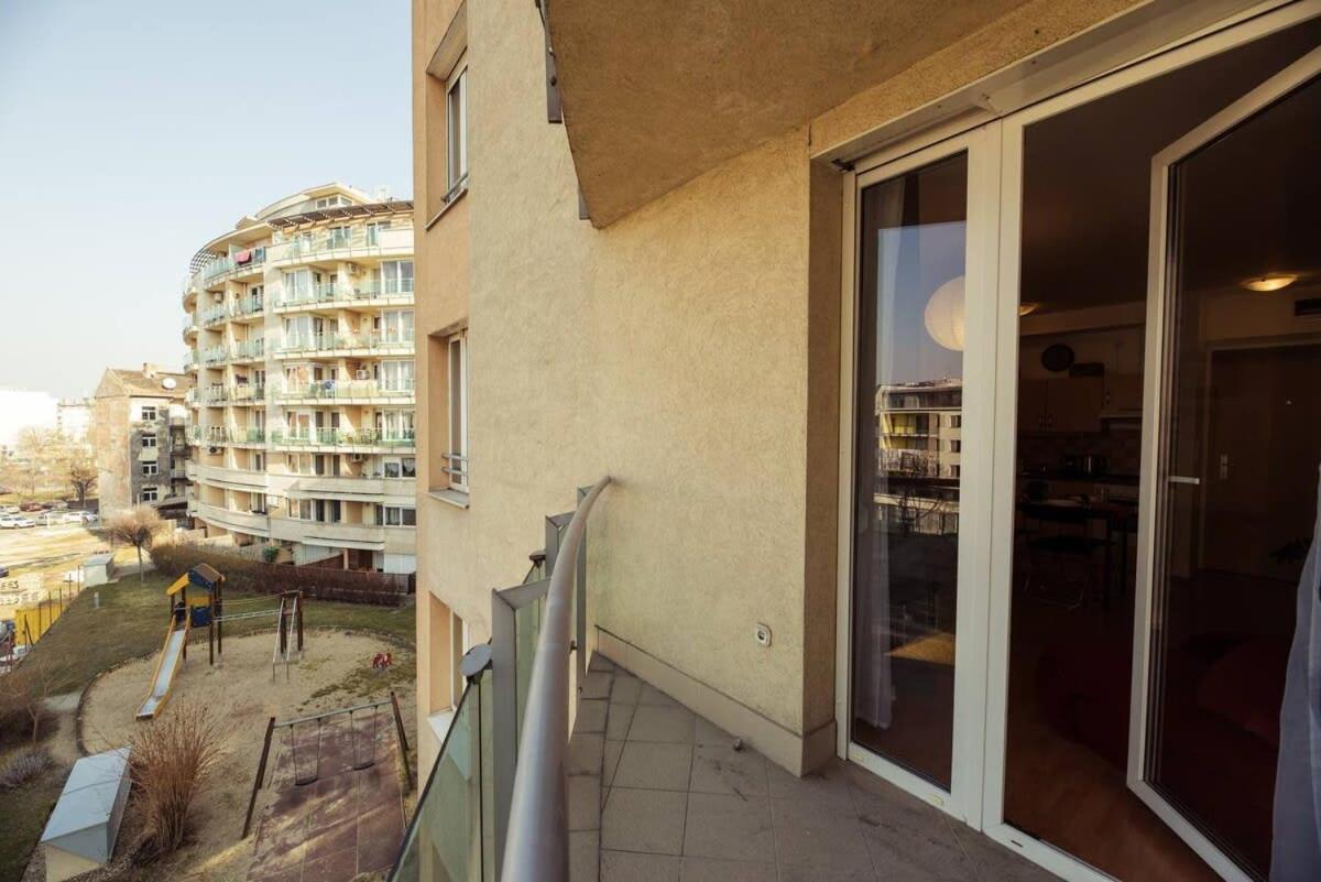 Apartment Bright And Homey Ac Near The Center Budapest